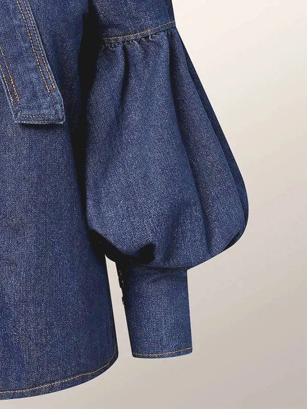 Christy – Denimbluse med Puffermer